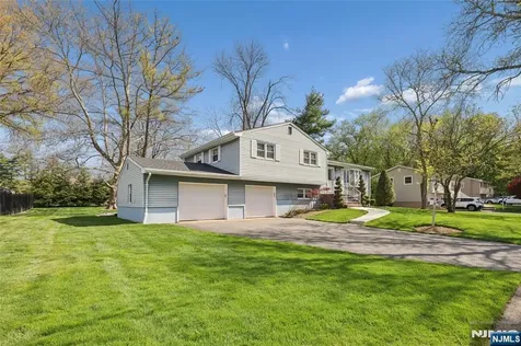 35 Robin Road Wayne NJ 07470