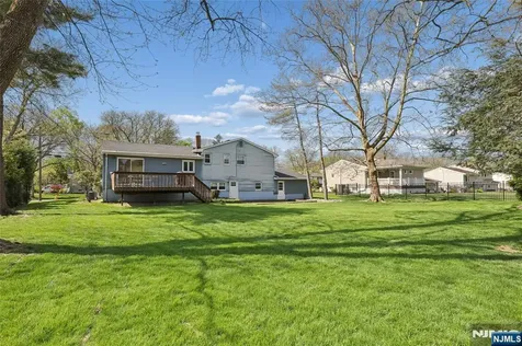 35 Robin Road Wayne NJ 07470
