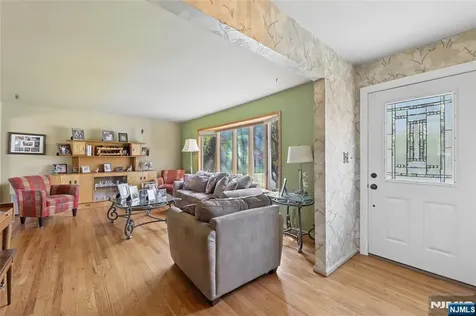 35 Robin Road Wayne NJ 07470