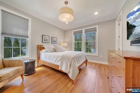 15 Eric Place Demarest NJ 07627