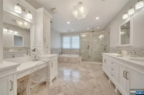 15 Eric Place Demarest NJ 07627