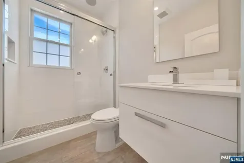 15 Eric Place Demarest NJ 07627