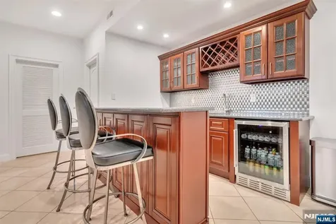 15 Eric Place Demarest NJ 07627
