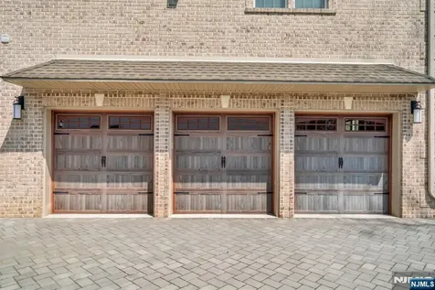 15 Eric Place Demarest NJ 07627