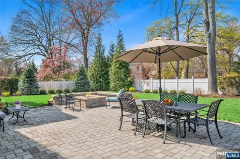 15 Eric Place Demarest NJ 07627