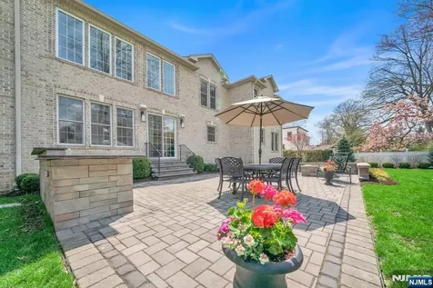 15 Eric Place Demarest NJ 07627