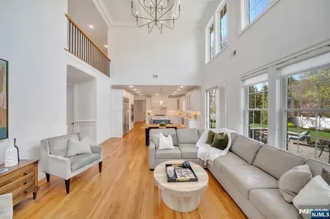 15 Eric Place Demarest NJ 07627