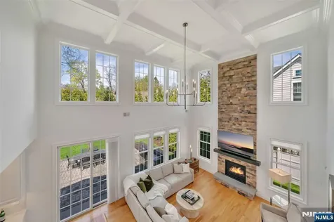 15 Eric Place Demarest NJ 07627