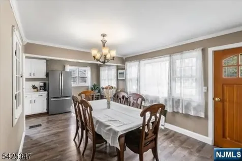 938 Maple Avenue Newton NJ 07860