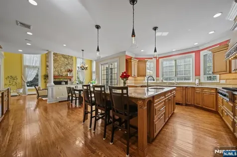 43 Beverly Road Hillsdale NJ 07642