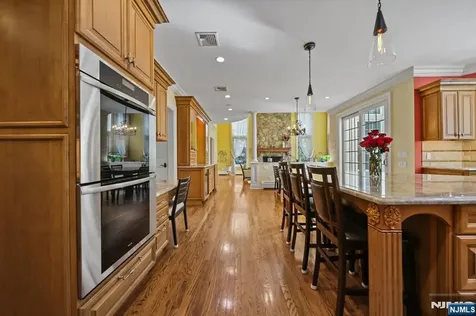 43 Beverly Road Hillsdale NJ 07642