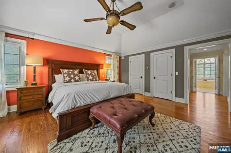43 Beverly Road Hillsdale NJ 07642