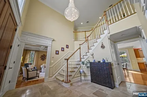 43 Beverly Road Hillsdale NJ 07642
