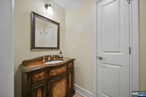43 Beverly Road Hillsdale NJ 07642