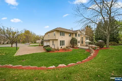 43 Beverly Road Hillsdale NJ 07642