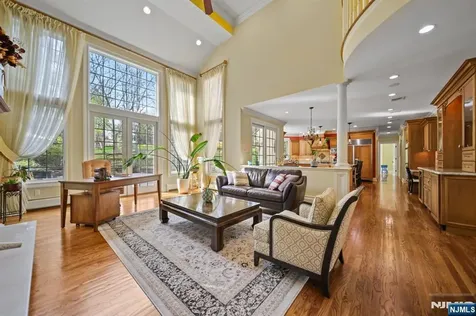 43 Beverly Road Hillsdale NJ 07642