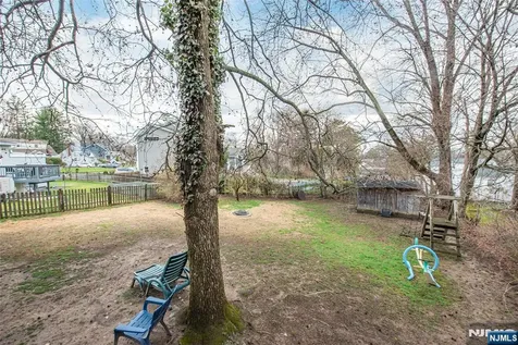 23 Sunnie West Caldwell NJ 07006