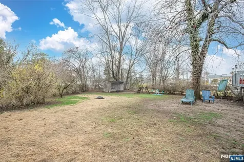 23 Sunnie West Caldwell NJ 07006