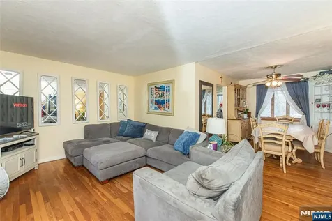 23 Sunnie West Caldwell NJ 07006