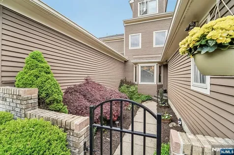 224 Westervelt Lane Mahwah NJ 07430