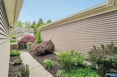 224 Westervelt Lane Mahwah NJ 07430
