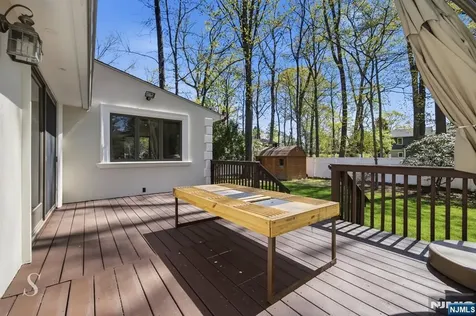 5 Franciscan Way Fair Lawn NJ 07410