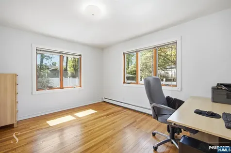 5 Franciscan Way Fair Lawn NJ 07410