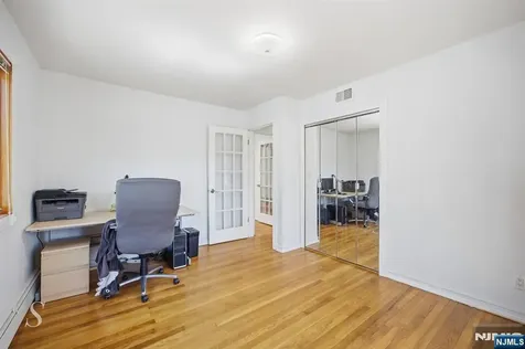5 Franciscan Way Fair Lawn NJ 07410