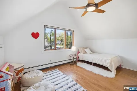 5 Franciscan Way Fair Lawn NJ 07410