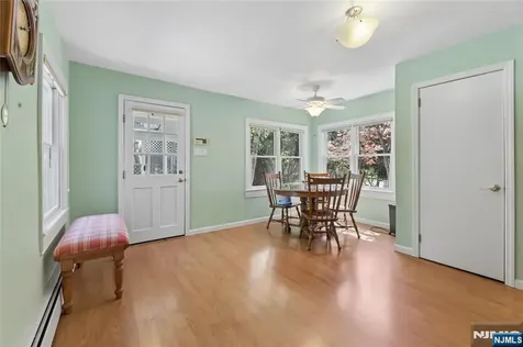 260 Glen Avenue Midland Park NJ 07432