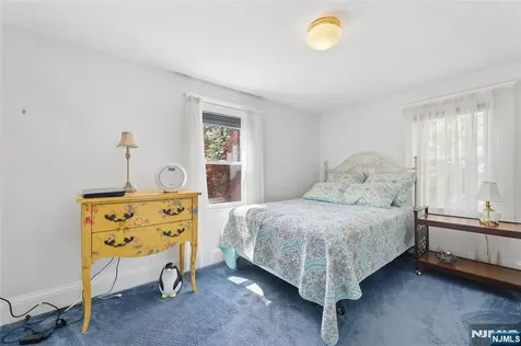 260 Glen Avenue Midland Park NJ 07432
