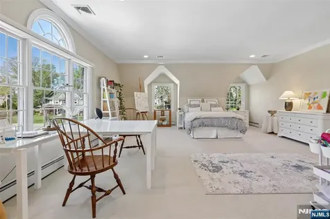 408 Drury Lane Wyckoff NJ 07481
