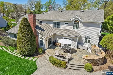 408 Drury Lane Wyckoff NJ 07481