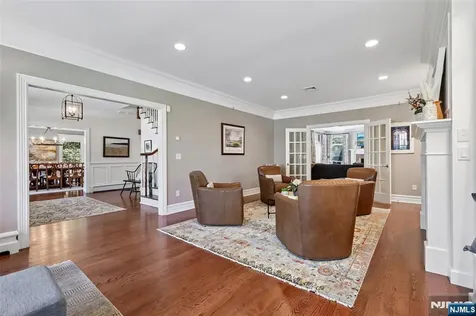408 Drury Lane Wyckoff NJ 07481