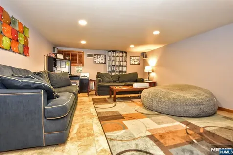 48 Maple Avenue Montville Township NJ 07058