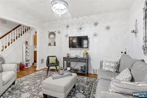 29 Gordon Street Ridgefield Park NJ 07660