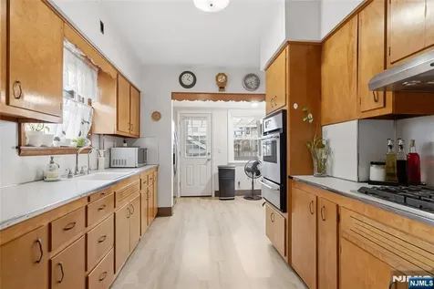 29 Gordon Street Ridgefield Park NJ 07660