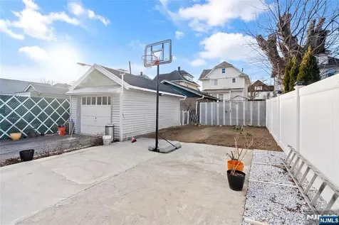 29 Gordon Street Ridgefield Park NJ 07660