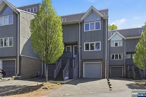 154 Marion Drive West Orange NJ 07052