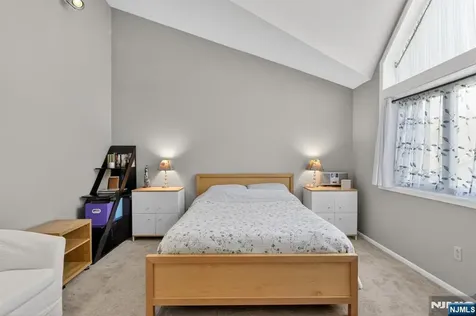 154 Marion Drive West Orange NJ 07052