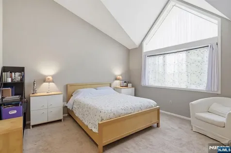154 Marion Drive West Orange NJ 07052