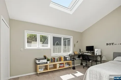 154 Marion Drive West Orange NJ 07052