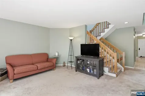 154 Marion Drive West Orange NJ 07052