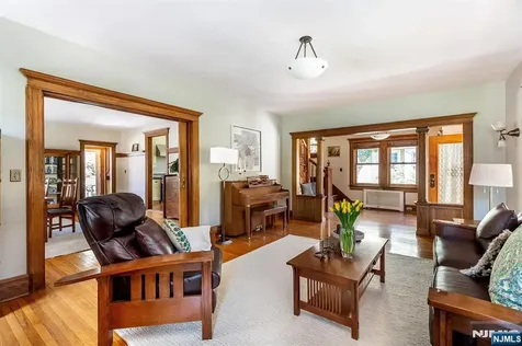 76 Edgemont Road Montclair NJ 07043