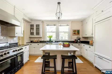 76 Edgemont Road Montclair NJ 07043