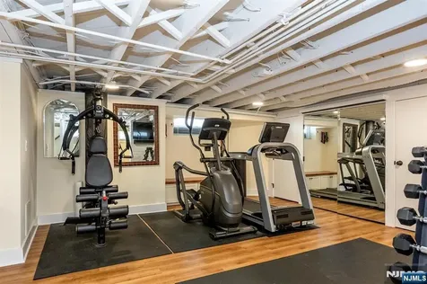 76 Edgemont Road Montclair NJ 07043