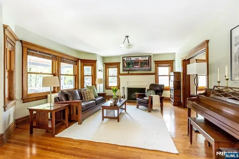 76 Edgemont Road Montclair NJ 07043