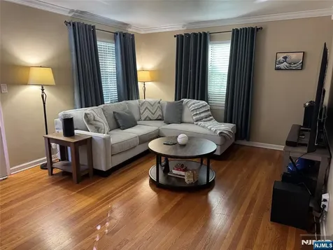 476 Heath Place Hackensack NJ 07601