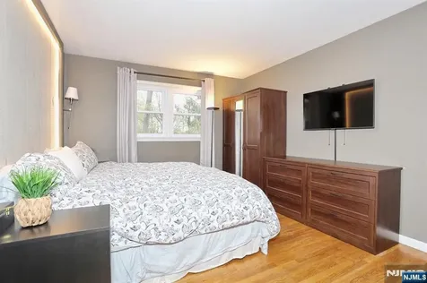 91 Hopper Street Hillsdale NJ 07642