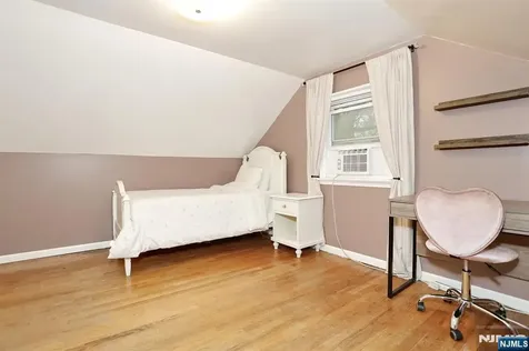 91 Hopper Street Hillsdale NJ 07642